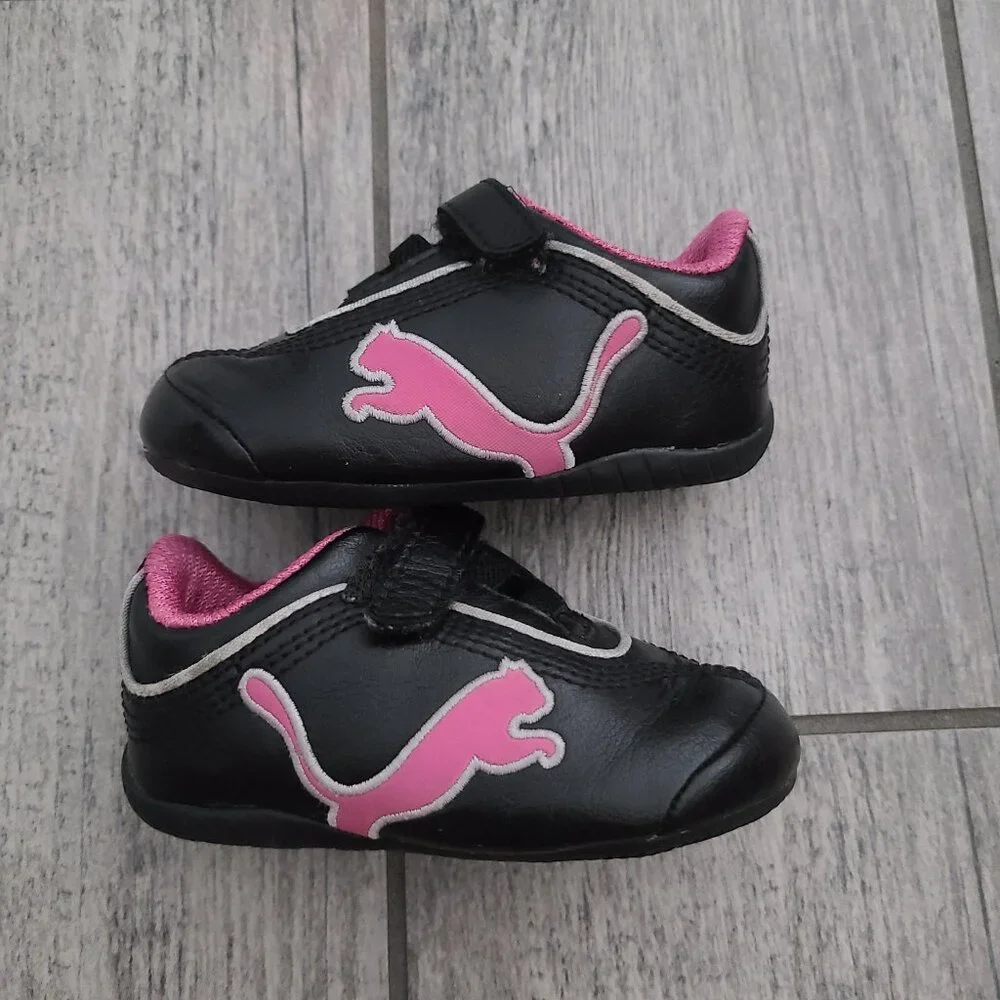 Puma Toddler Sneakers Black Pink Hook & Loop Size 4 baby infant